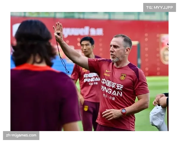 中国队从强队对抗中积累经验 教练深入分析对手录像