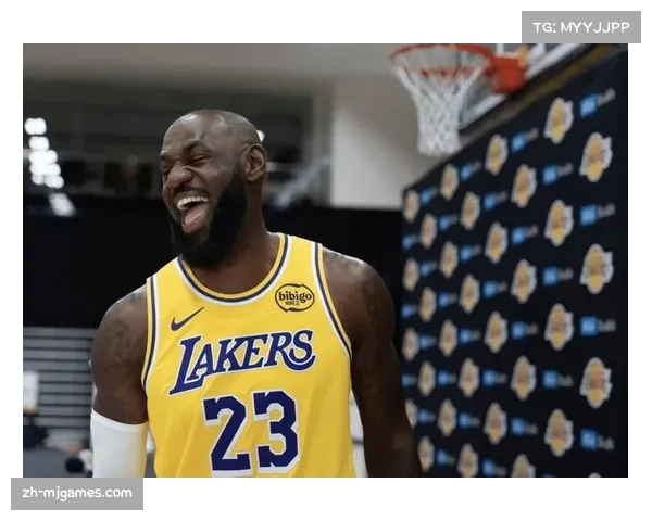 湖人五连客启程，詹姆斯缺席影响阵容轮换