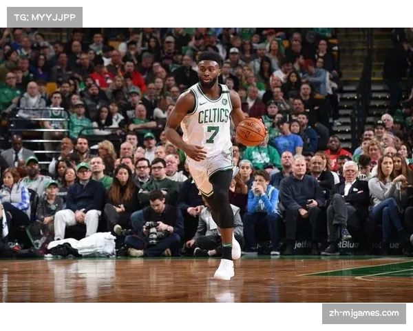 凯尔特人主场124-105击败公牛，杰伦·布朗30分13篮板统治比赛